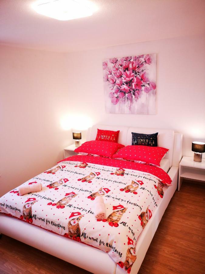 Apartman "Sabine Red" With Heated Pool Omišalj Εξωτερικό φωτογραφία